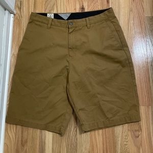 Brown khaki shorts